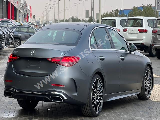 2023 مرسيدس - بنز سي 200