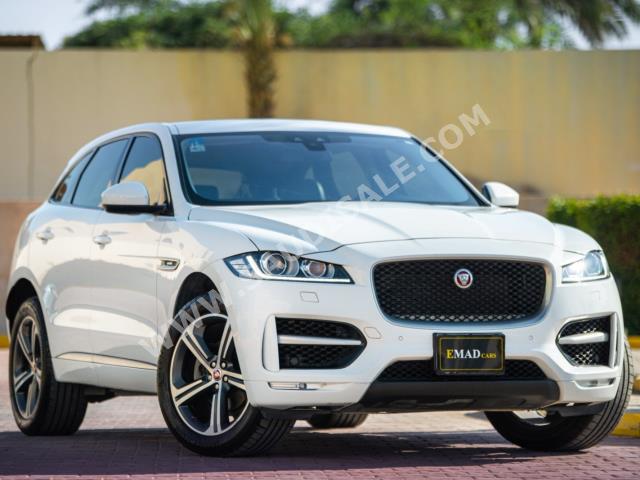 2018 جاكوار اف-بيس