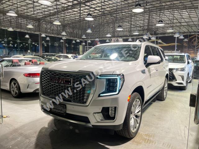 2022 جي ام سي يوكون دينالي