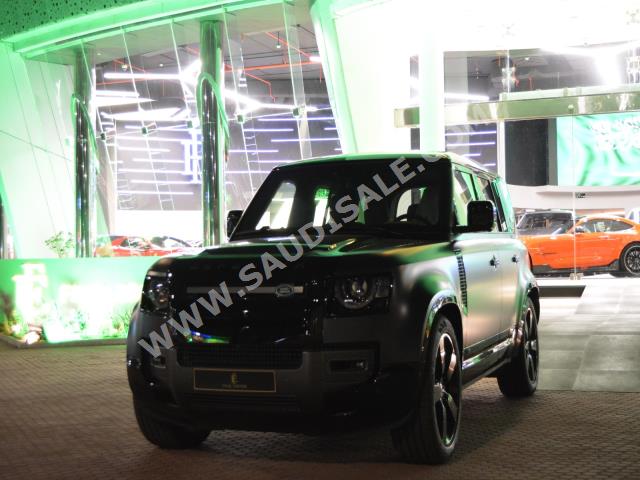 2023 لاند روفر ديفيندر