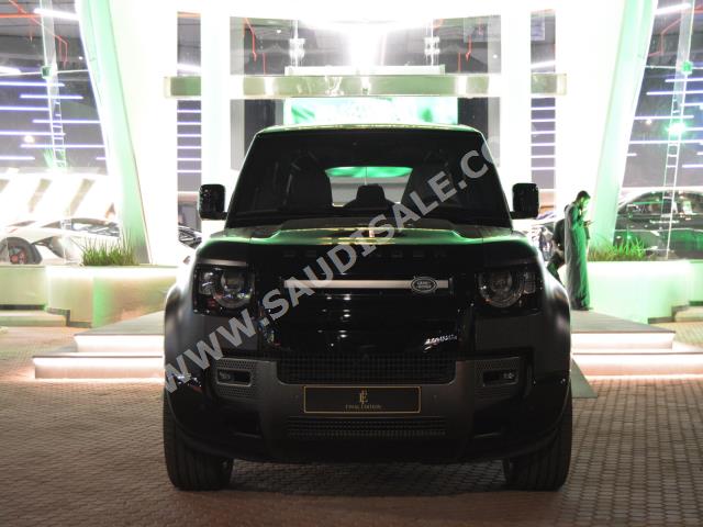 2023 لاند روفر ديفيندر