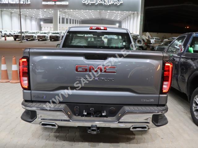 2022 جي ام سي سييرا اس ال اي