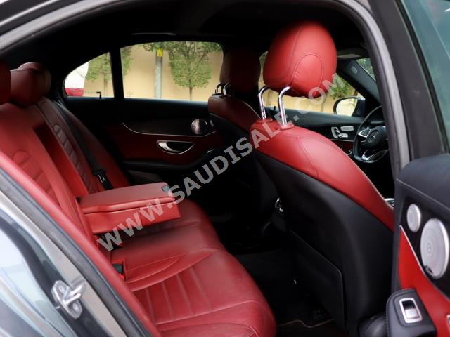 2017 مرسيدس - بنز سي 300