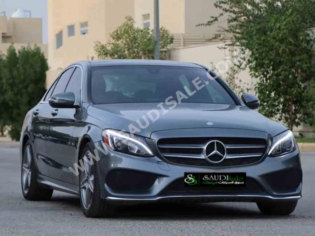 2017 مرسيدس - بنز سي 300