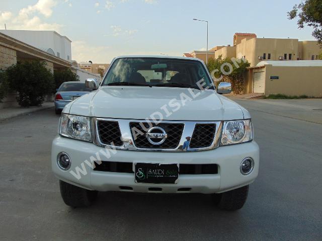 2016 نيسان باترول سفاري