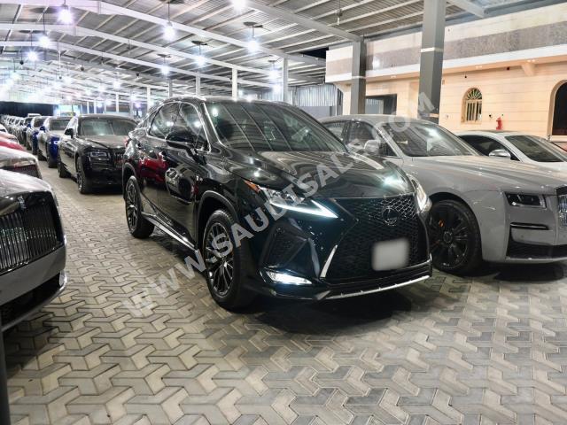 2022 لكزس أر إكس 350 إف