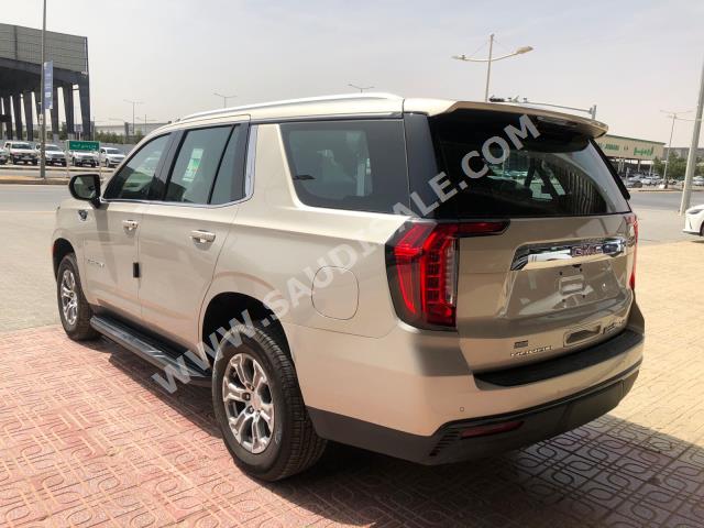 2023 جي ام سي يوكون