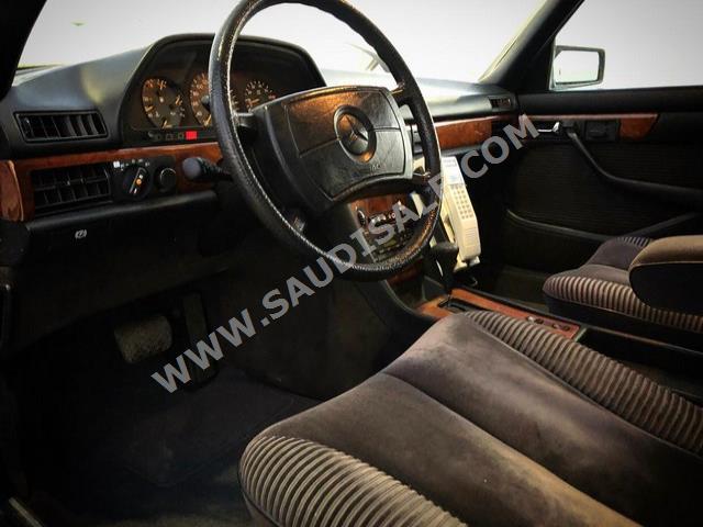 1983 Mercedes-Benz SEL 500