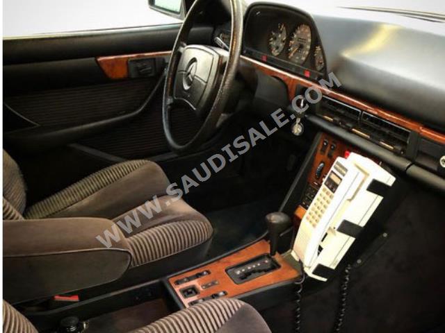 1983 Mercedes-Benz SEL 500