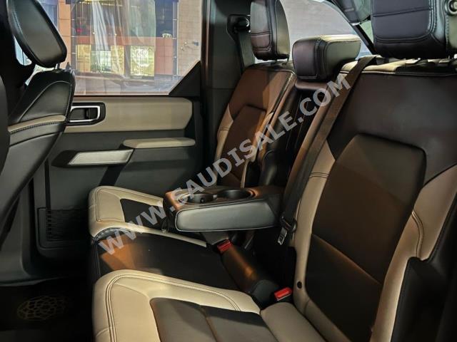 2021 فورد برونكو وايلد تراك