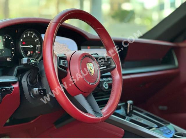 2023 بورش 911 كاريرا