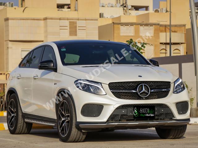 2017 مرسيدس - بنز جي إل إي 43 أي إم جي