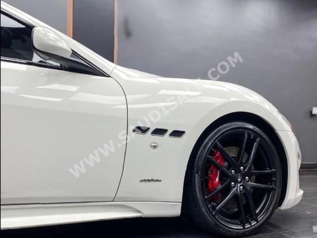 2016 مازيراتي جرانتوريزمو