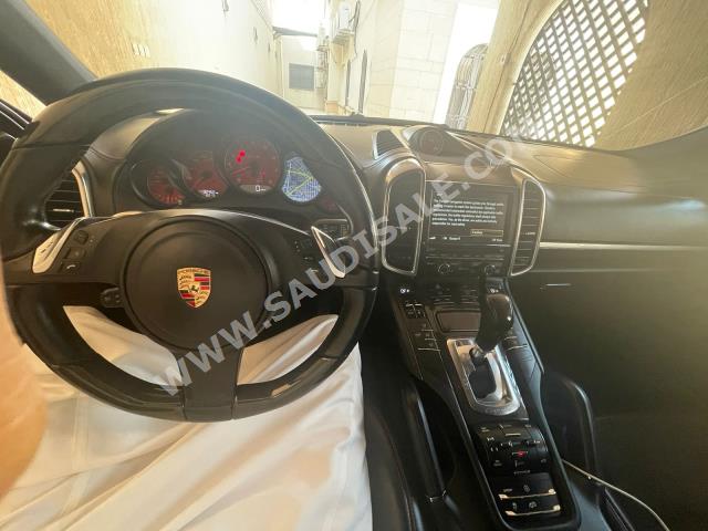 2014 بورش كايين جي تي اس