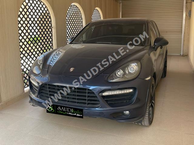 2014 بورش كايين جي تي اس