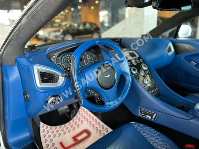 2014 استون مارتن فانكويش