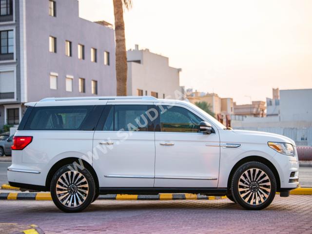 2020 لنكولن نافيكيتر