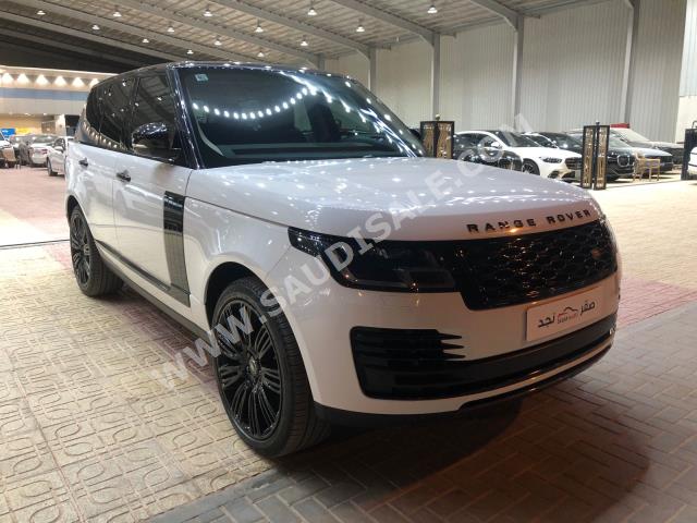 2019 لاند روفر رينج روفر فوج ان اي