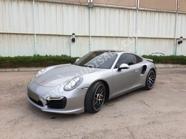 2014 Porsche 911 Turbo S