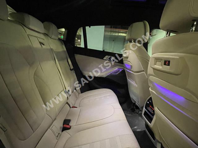 2021 بي ام دبليو الفئة اكس 6 إم كت