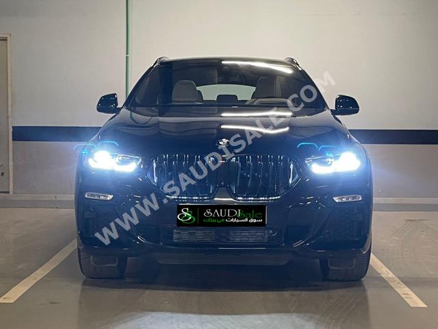 2021 بي ام دبليو الفئة اكس 6 إم كت