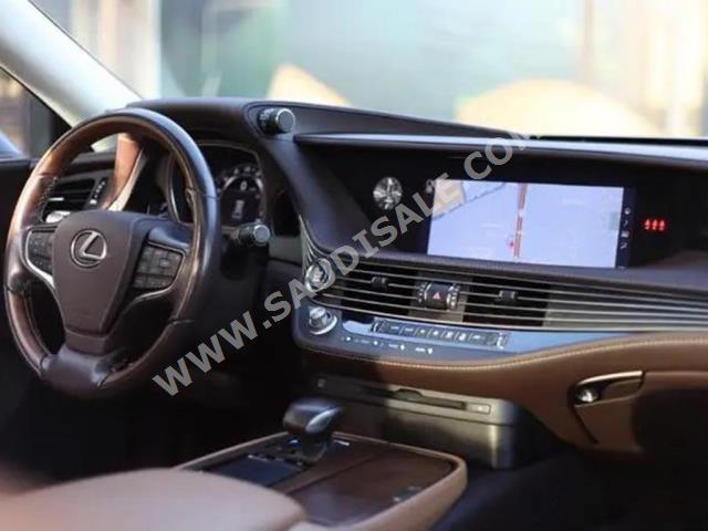 2018 Lexus LS 350