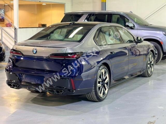 2023 بي ام دبليو الفئة السابعة 760 إل أي