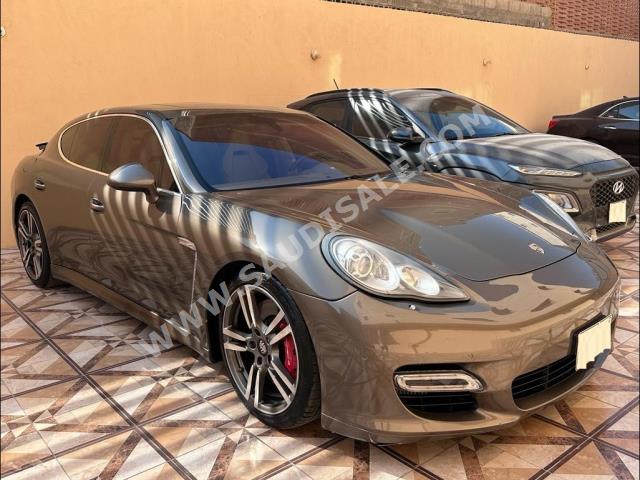 2010 بورش بانميرا توربو