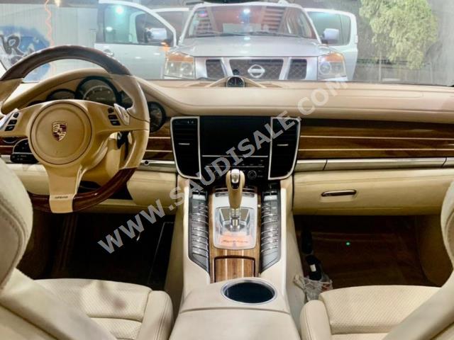 2010 بورش بانميرا توربو