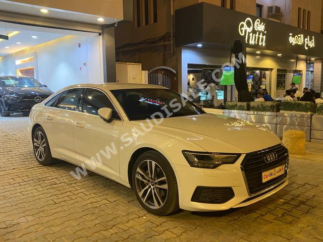 2022 اودي اي 6 40 تي اف اس اي