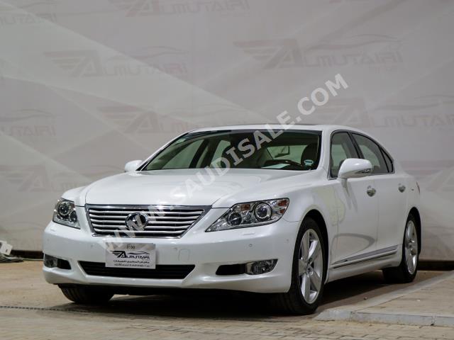 2012 لكزس إل إس 460