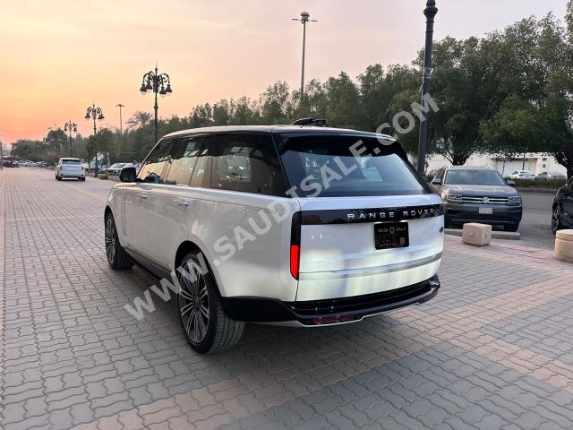 2023 لاند روفر رينج روفر اوتوبيوغرافي