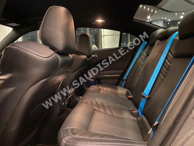 2023 دودج تشارجر اس ار تي هيلكات