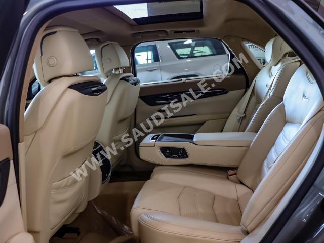 2017 كاديلاك سي تي 6