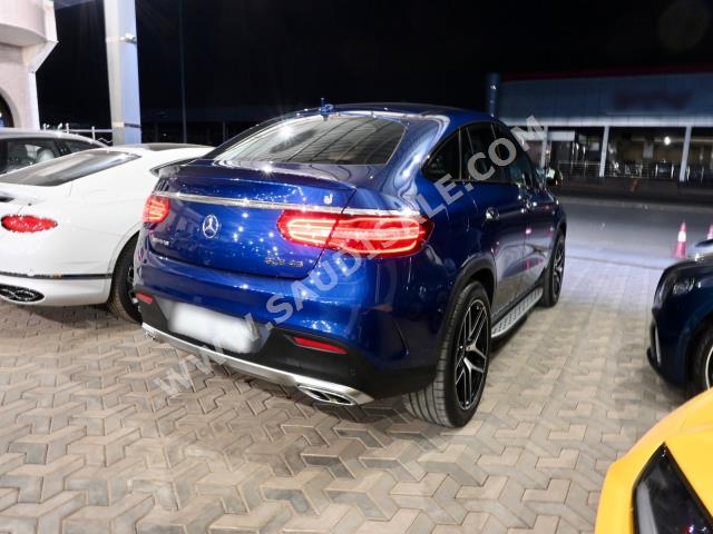 2017 مرسيدس - بنز جي إل إي 43 أي إم جي