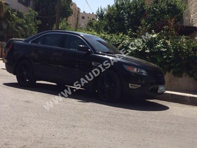 2010 Ford Taurus SHO