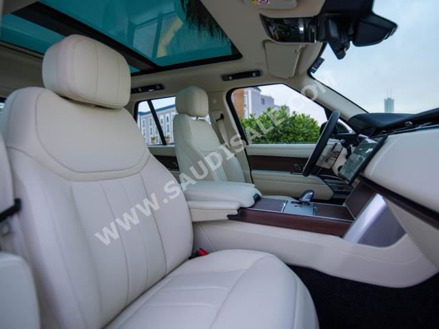 2024 لاند روفر رينج روفر اتش اس اي