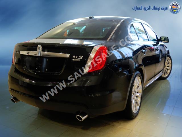 2011 Lincoln MKS