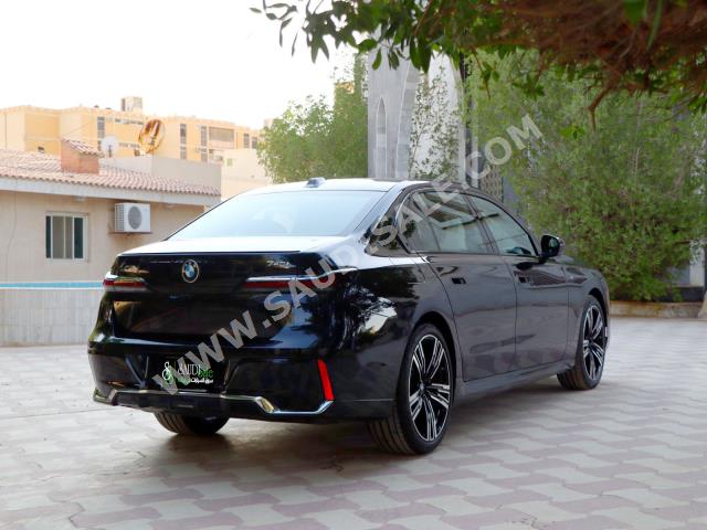 2023 بي ام دبليو الفئة السابعة 740أي