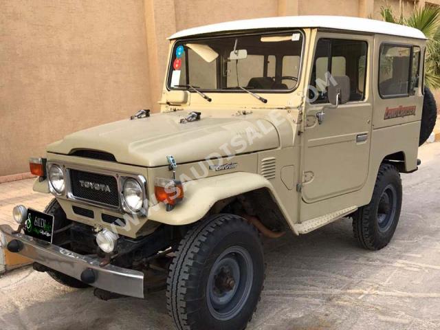 1984 تويوتا لاند كروزر ربع