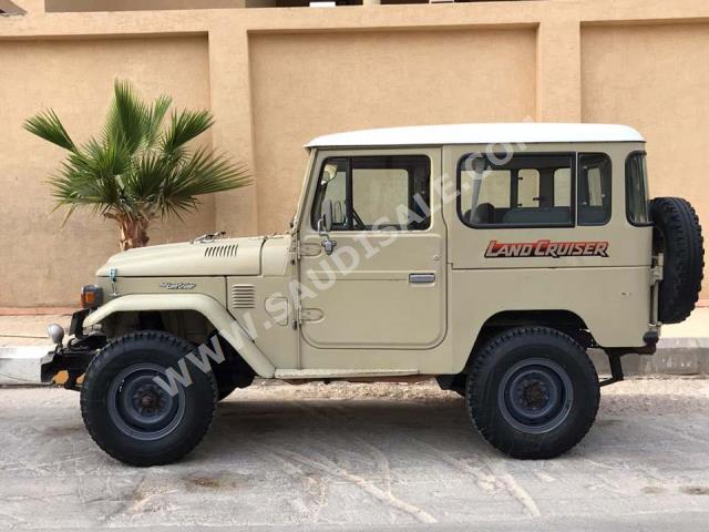 1984 تويوتا لاند كروزر ربع