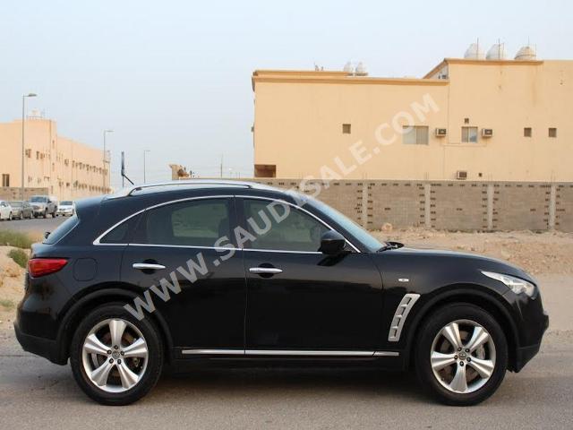 2010 انفينيتي اف اكس 35