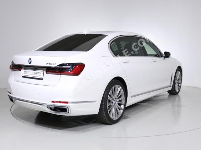 2020 بي ام دبليو الفئة السابعة 740 إل أي