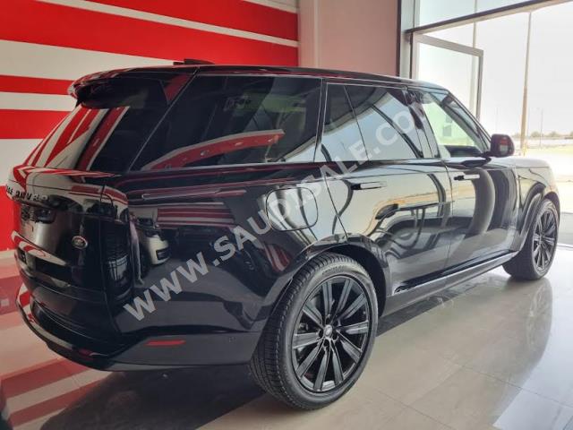 2023 لاند روفر رينج روفر فوج