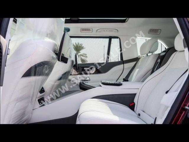 2022 مرسيدس - بنز جي إل إس 600 مايباخ