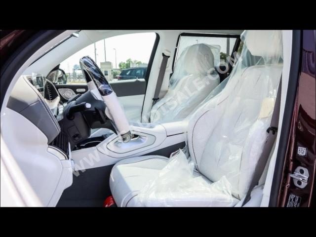 2022 مرسيدس - بنز جي إل إس 600 مايباخ