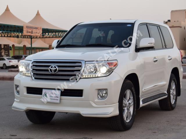 2014 Toyota Land Cruiser VXR