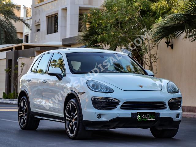 2014 بورش كايين