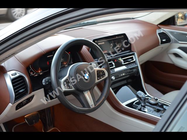 2020 بي ام دبليو الفئة الثامنة إم 850 أي