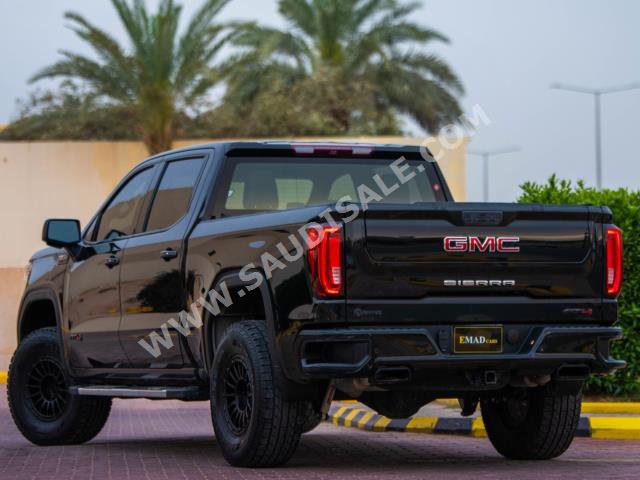 2020 جي ام سي سييرا اي تي 4